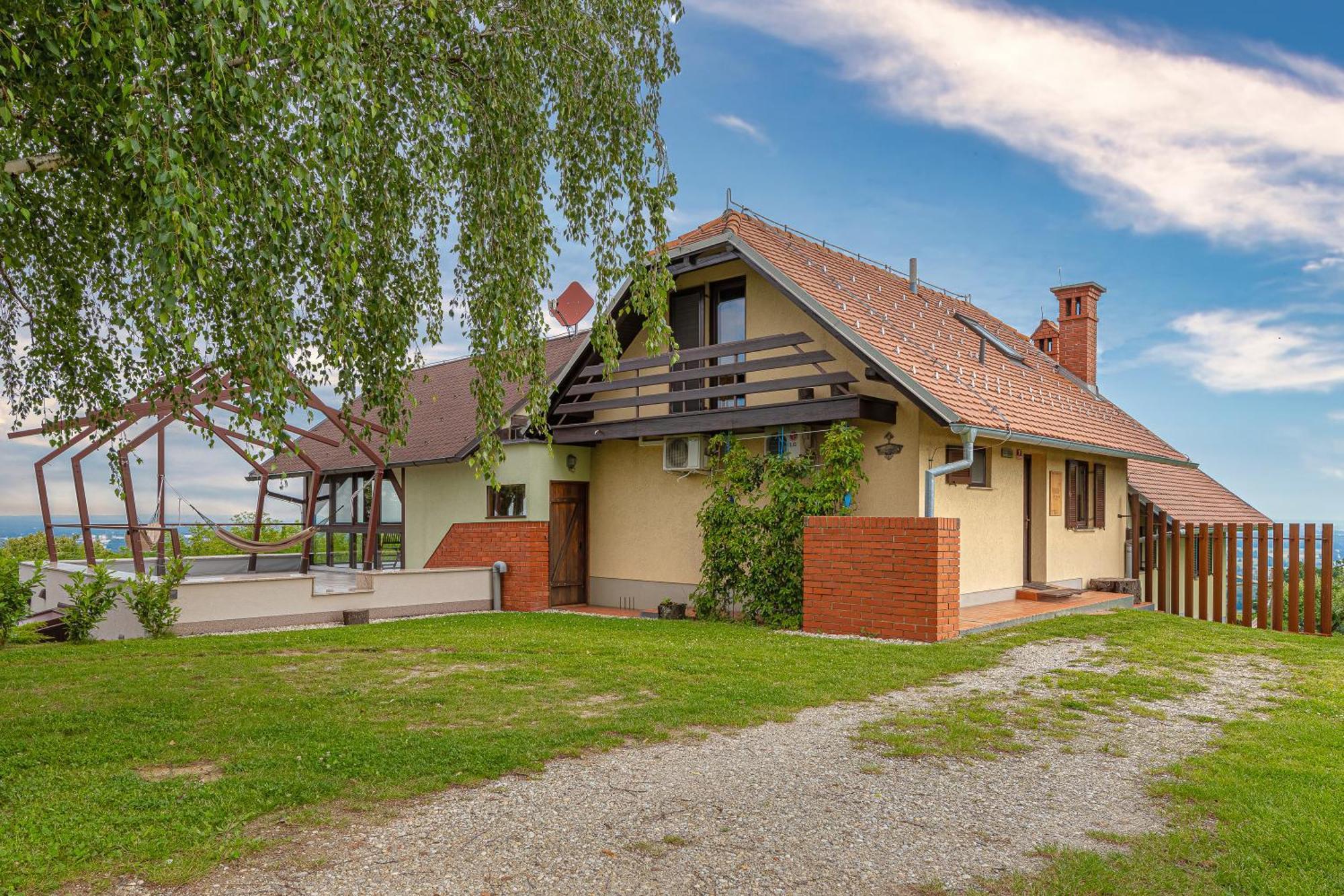 ליוטומר Holiday House Podhamer Marijan מראה חיצוני תמונה